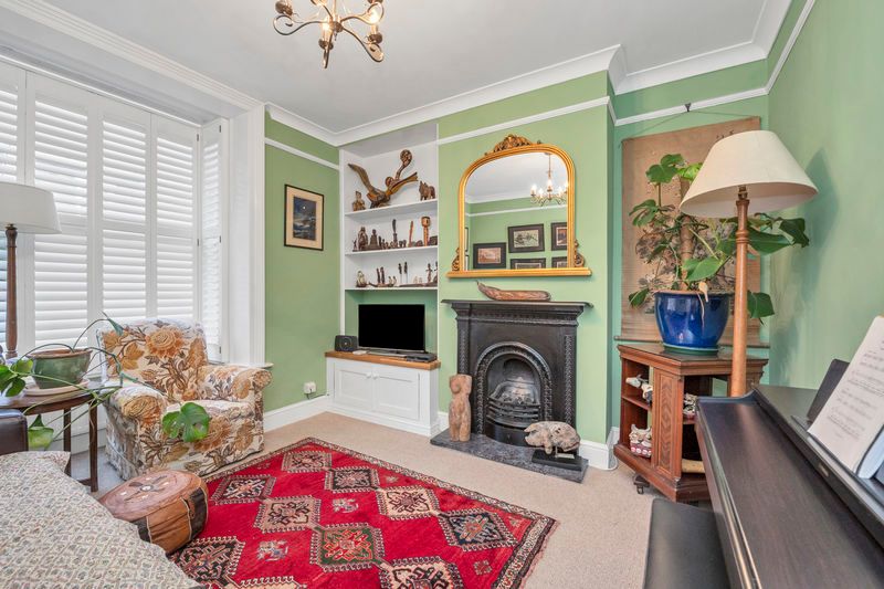 Property photo 2 of 25 Sitting Room