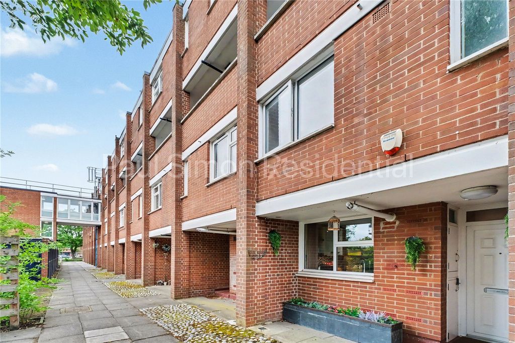 Property photo 2 of 14 Picture No. 11
