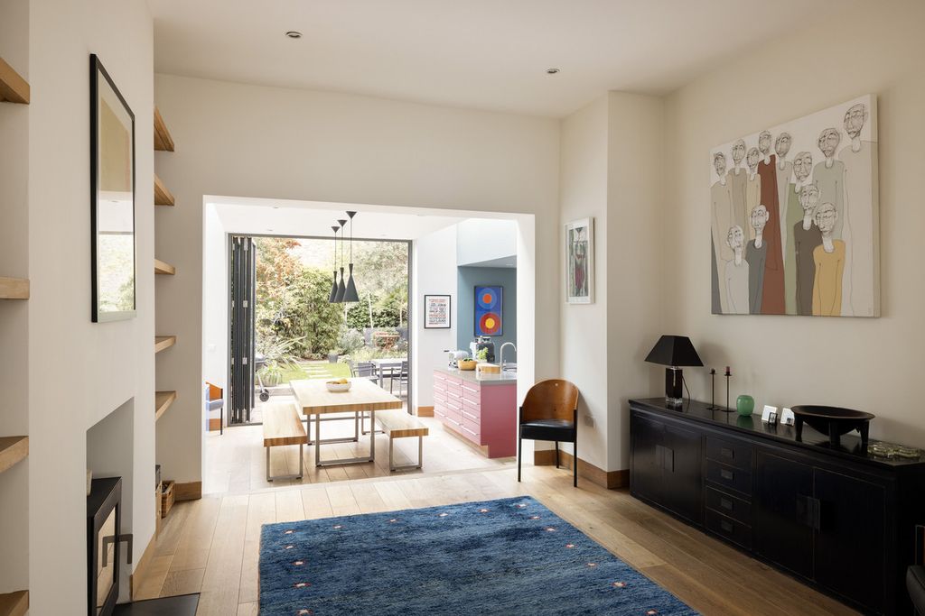 Property photo 3 of 24