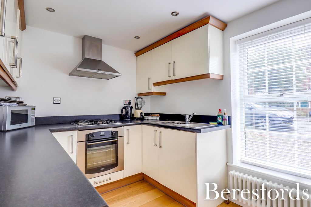 Property photo 3 of 11 Picture No. 18