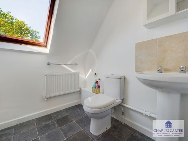 Property photo 3 of 4