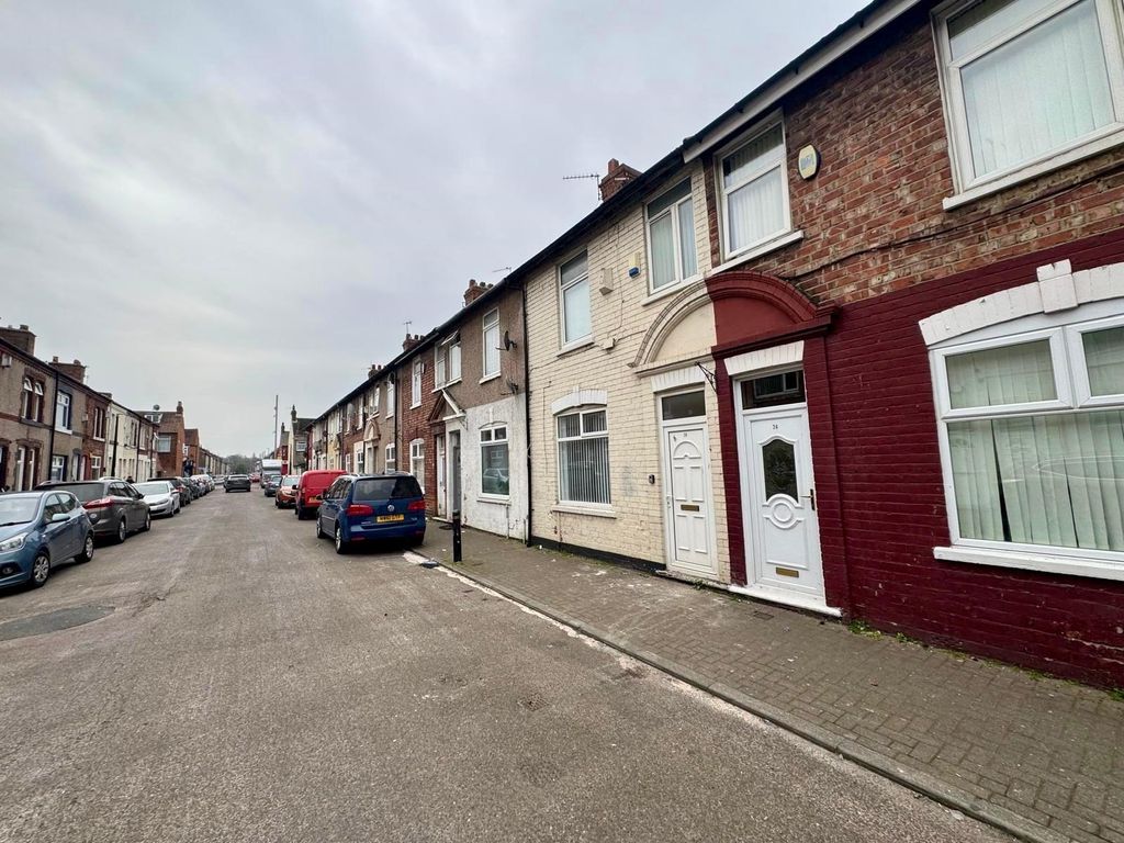 Property photo 1 of 16 2 Bedroom Terraced For Rent