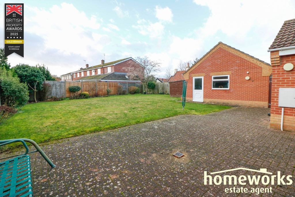 Property photo 3 of 18