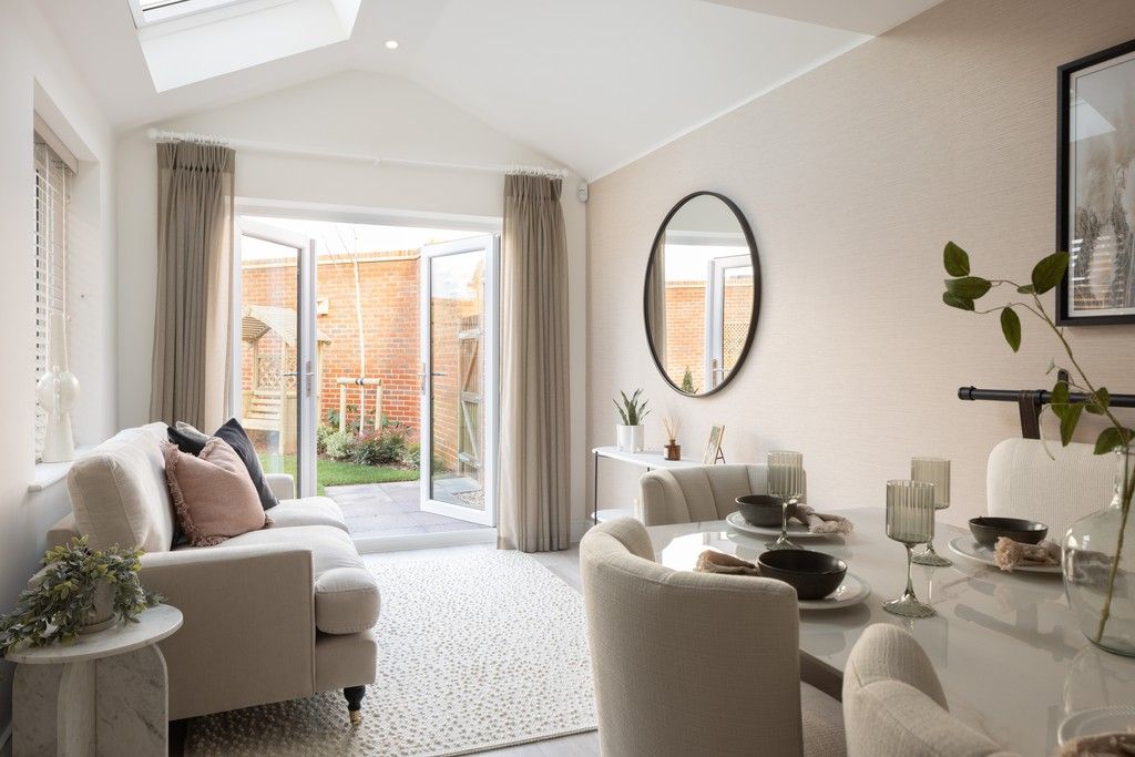 Property photo 3 of 11 Samuel Gardens, Arlesey