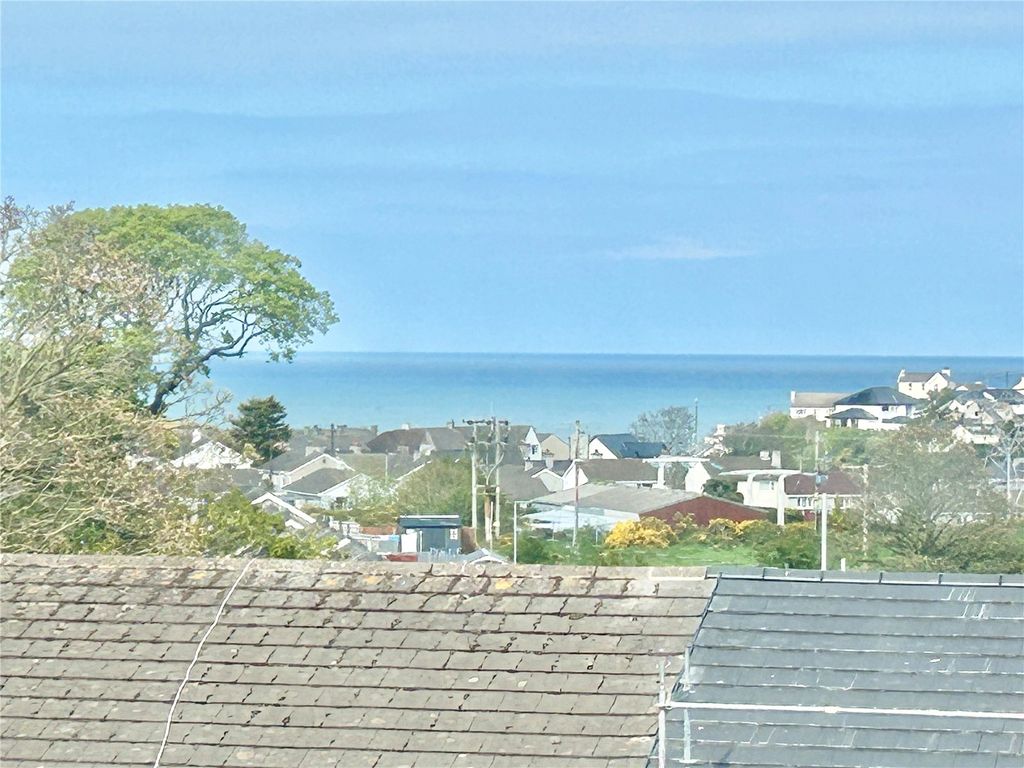 Property photo 2 of 12 Picture No. 05