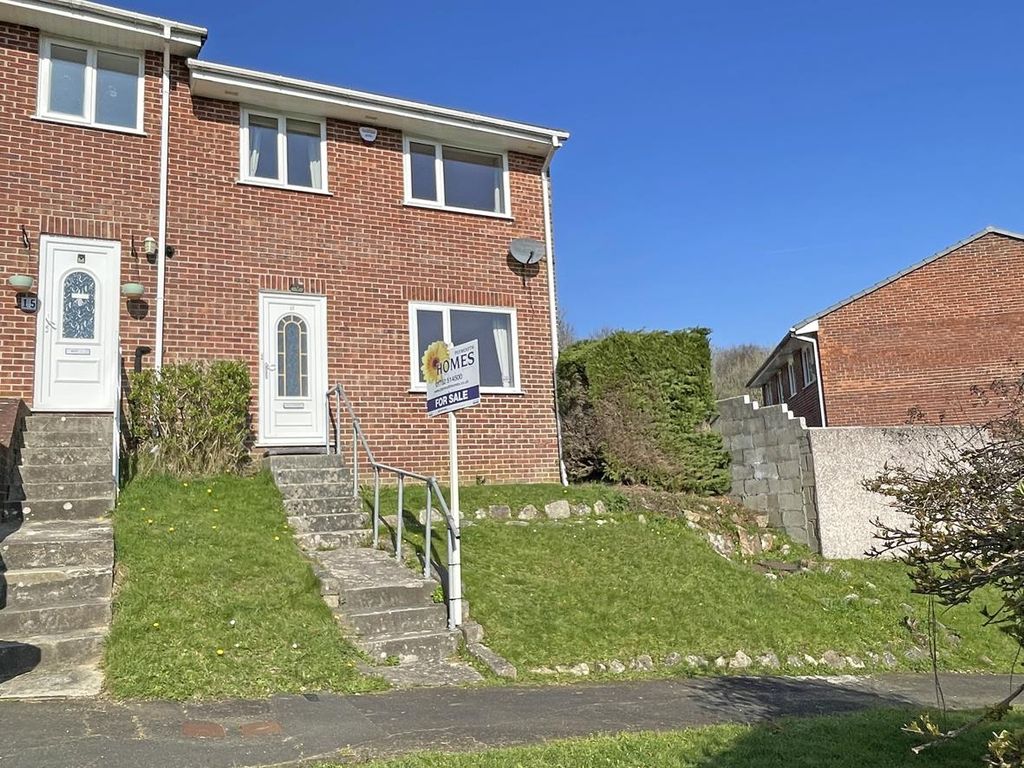 Property photo 1 of 13 Hallerton Close 17 - New Front.Jpg