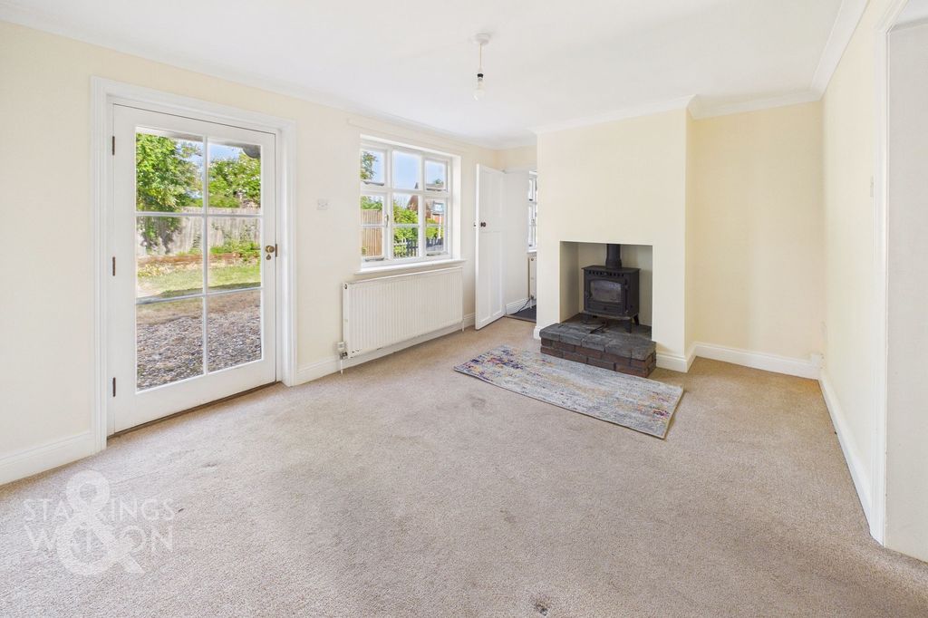 Property photo 3 of 24