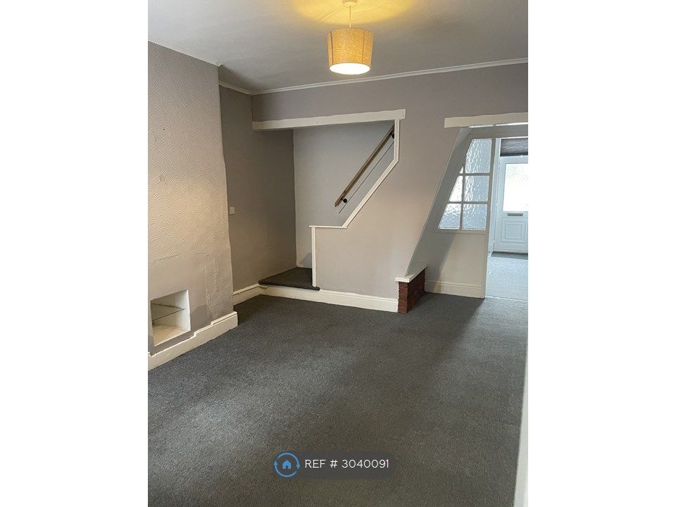 Property photo 3 of 11 Back Room