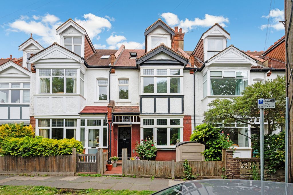 Property photo 2 of 16 Picture No. 07
