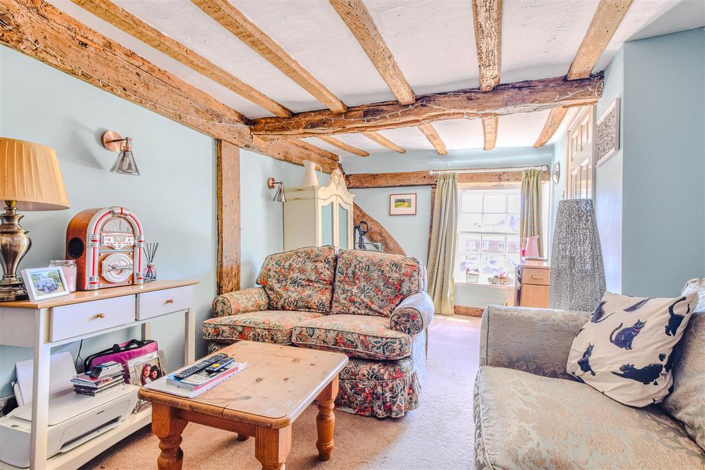 Property photo 3 of 18
