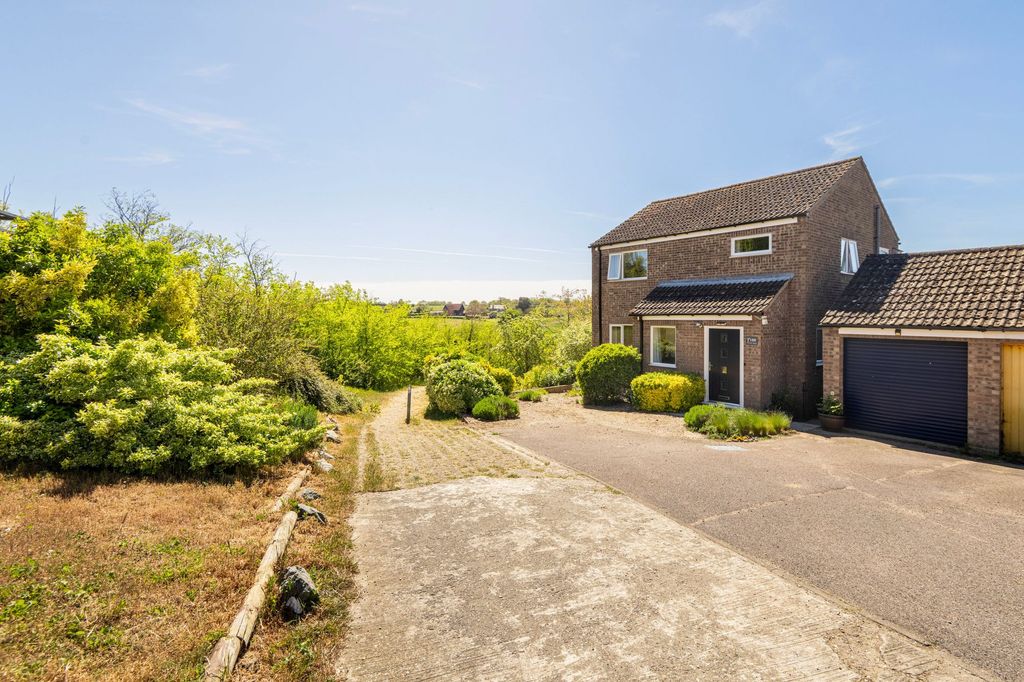 Property photo 1 of 22