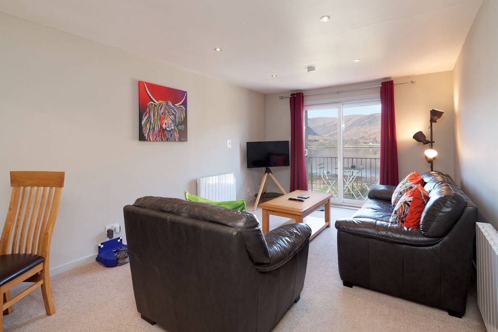 Property photo 2 of 22