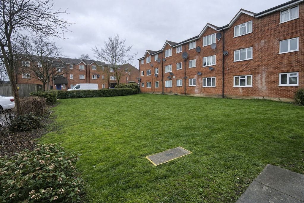 Property photo 2 of 2