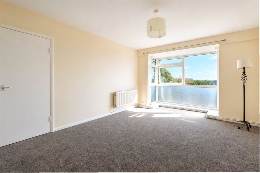 Property photo 3 of 10 Picture No. 06