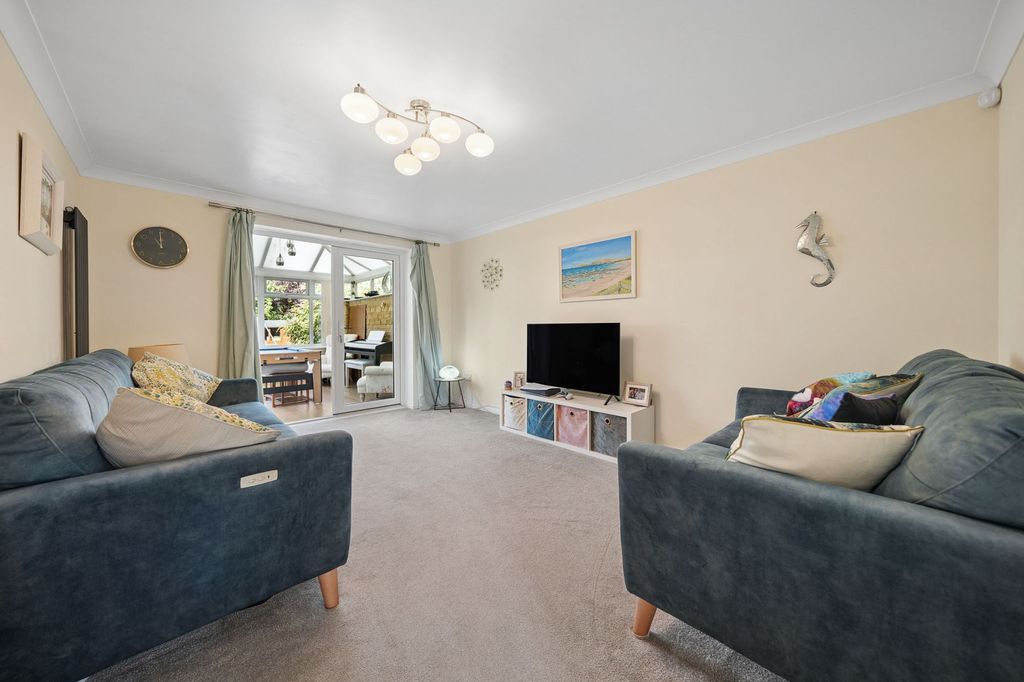 Property photo 3 of 35