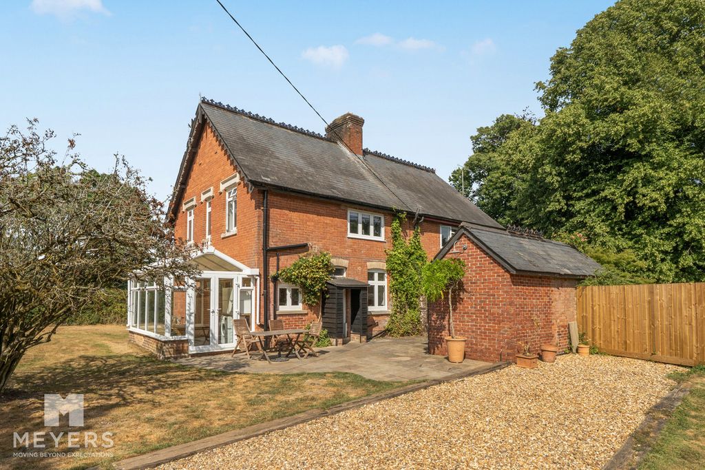 Property photo 1 of 22