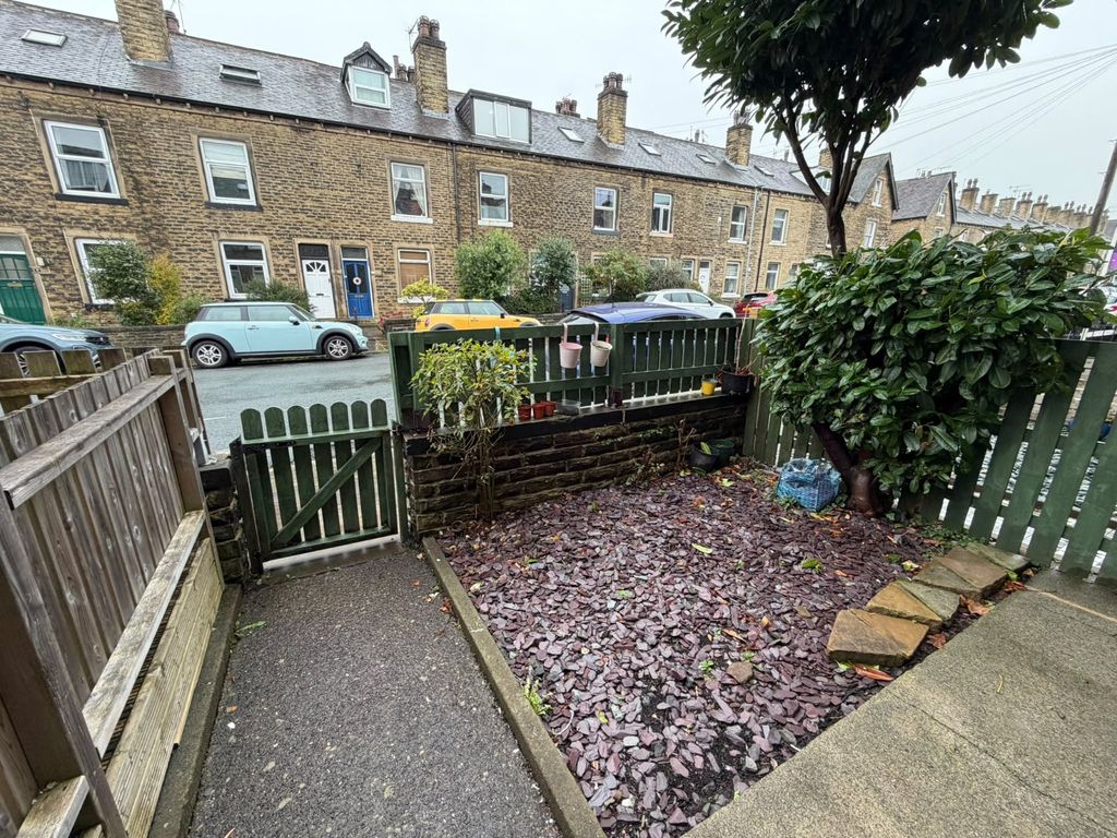 Property photo 1 of 15 Picture No. 14