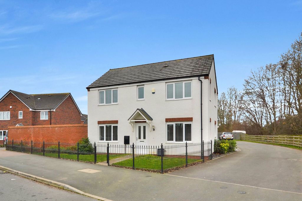 Property photo 1 of 21