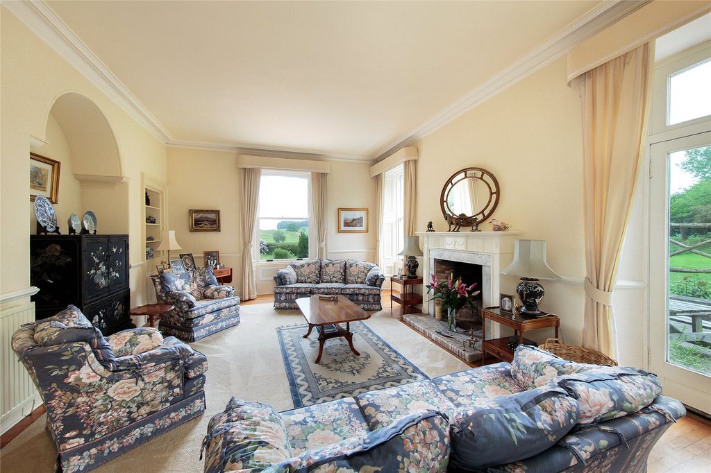 Property photo 3 of 20 Drawing Room