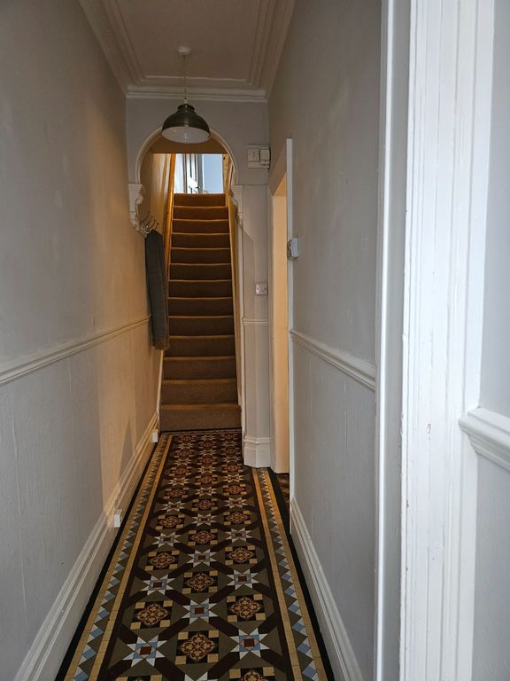Property photo 2 of 16 4378082