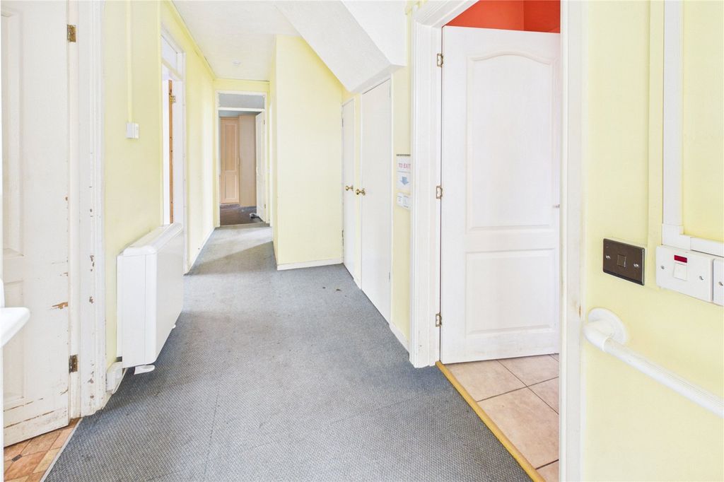 Property photo 3 of 17 Picture No. 03