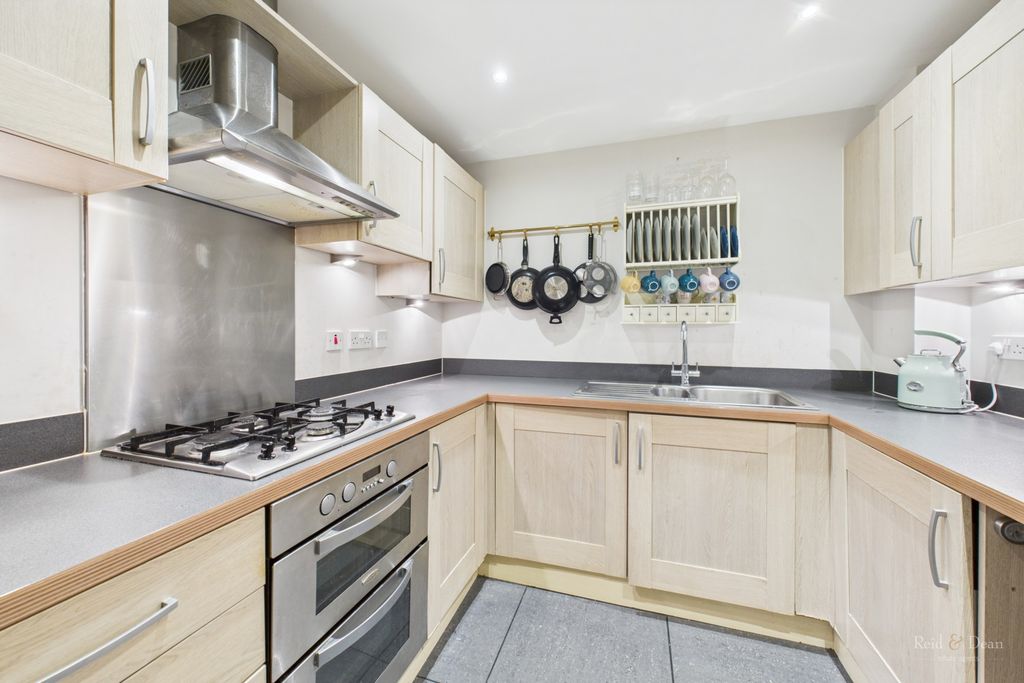 Property photo 2 of 17 1364-Hr-2.Jpg