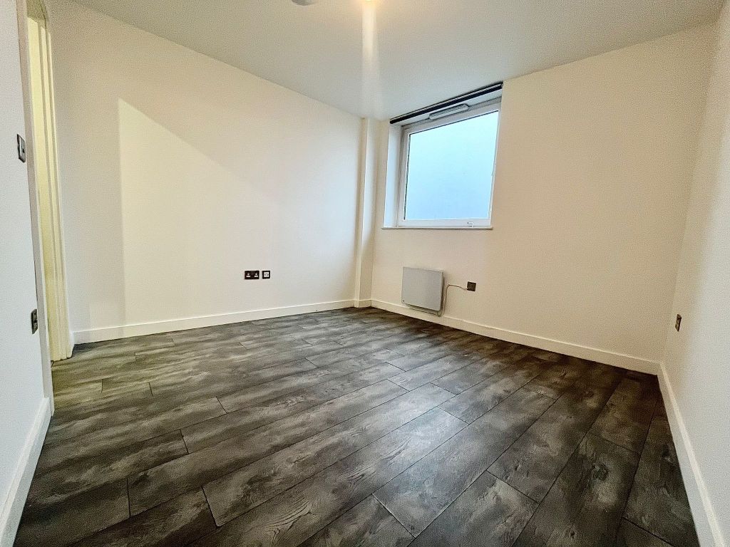 Property photo 3 of 4