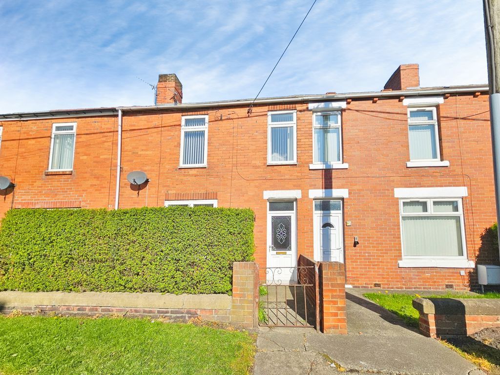 Property photo 1 of 9 Photo 4