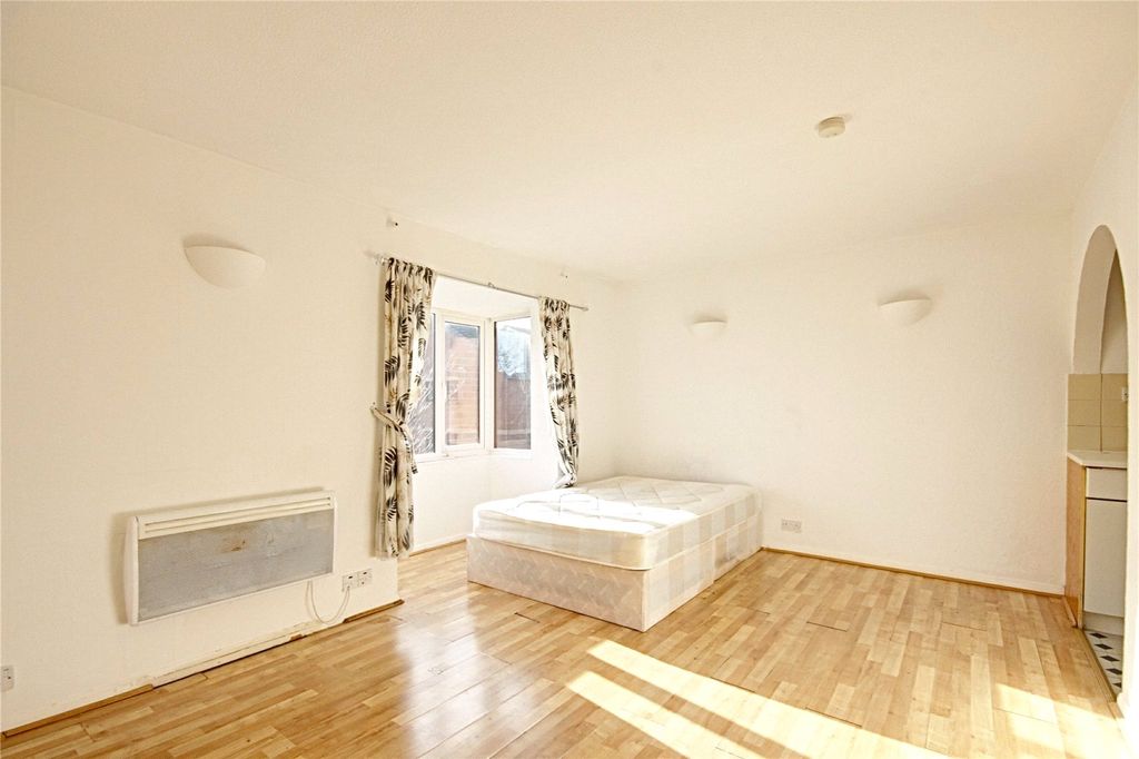 Property photo 2 of 11 Picture No. 04