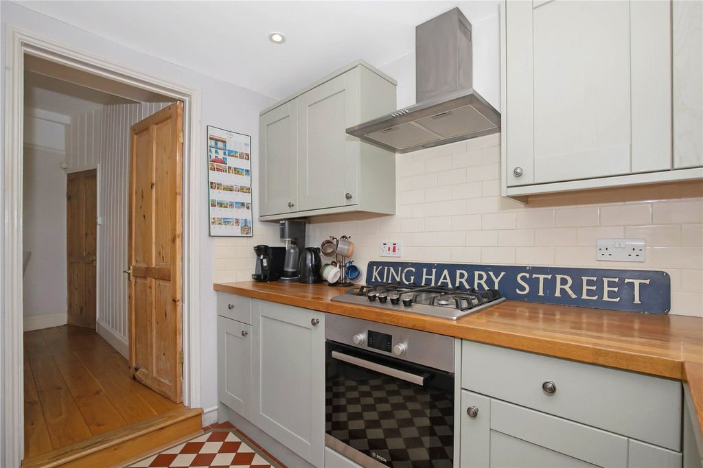 Property photo 3 of 21 Picture No. 22