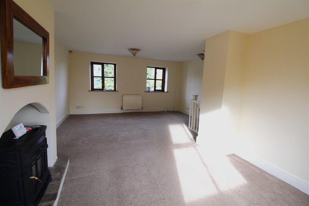 Property photo 3 of 15 3.Jpg