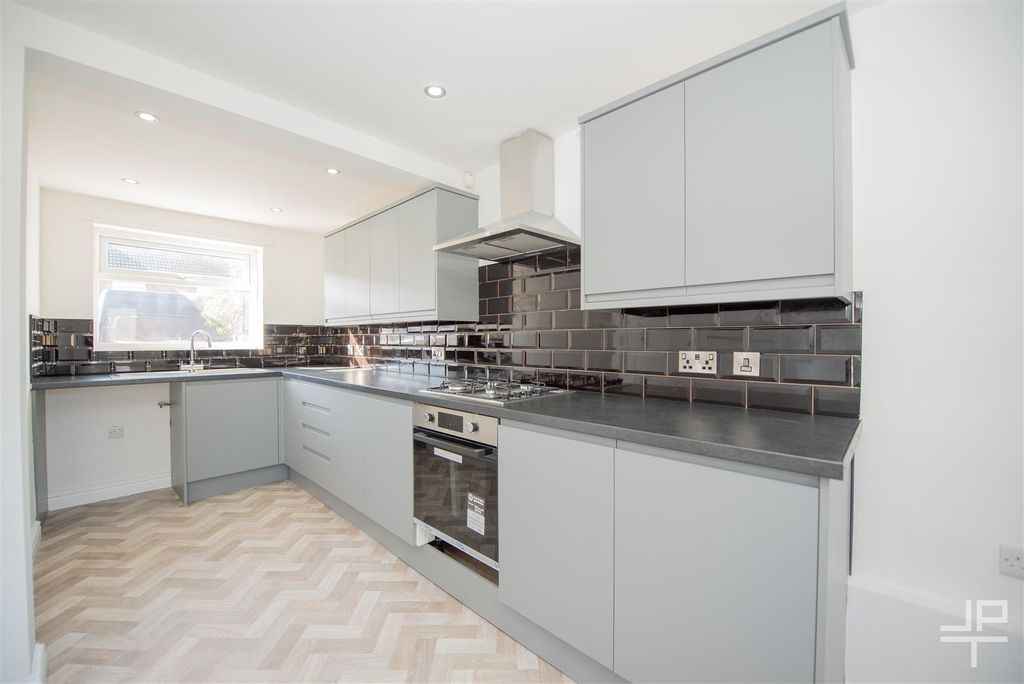 Property photo 3 of 28 _Jpt3501.Jpg