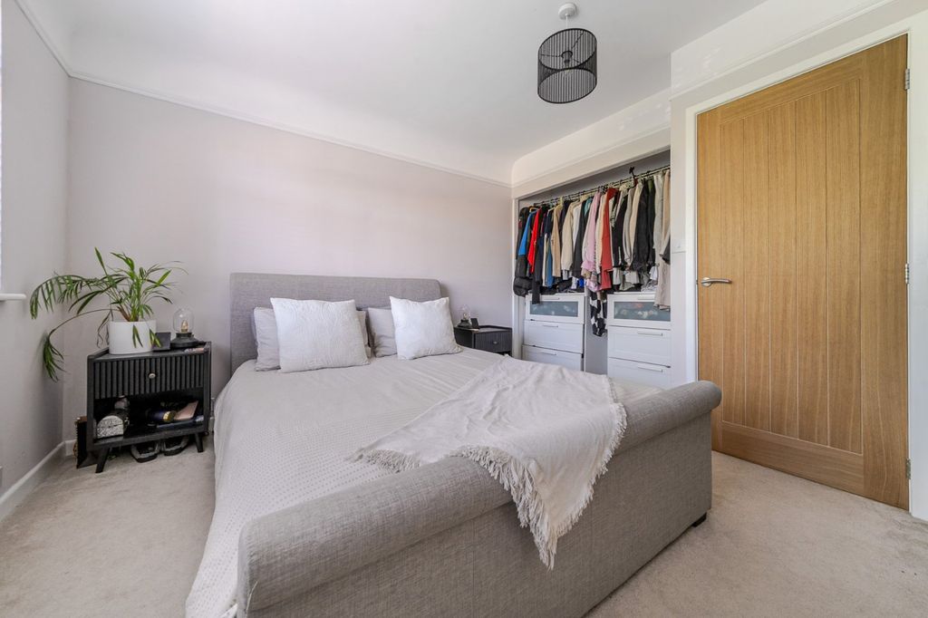 Property photo 3 of 22 Picture No. 07