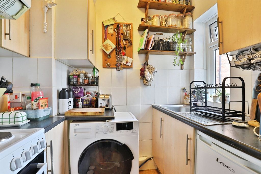 Property photo 3 of 18 Picture No. 15