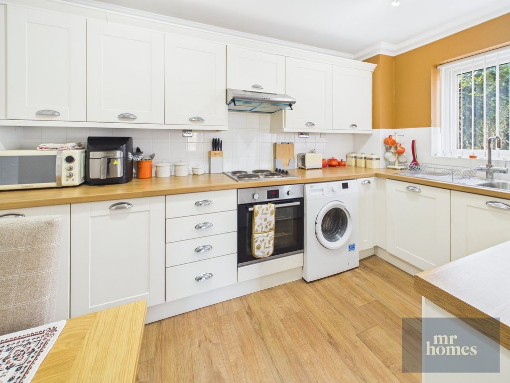 Property photo 3 of 30