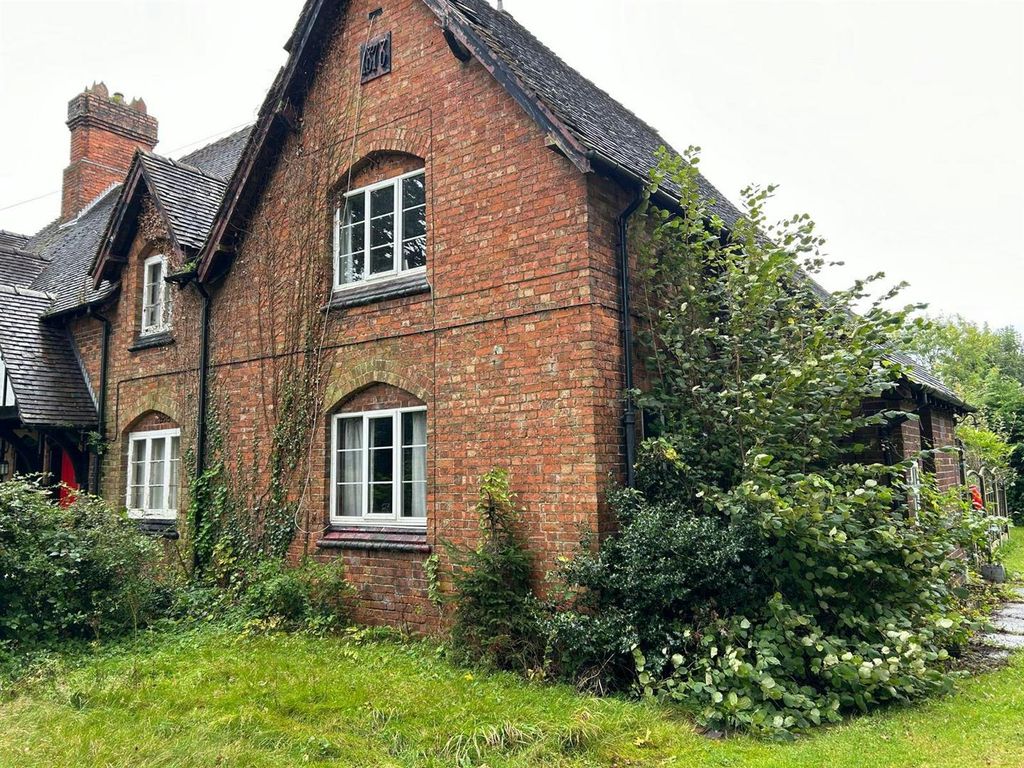 Property photo 2 of 24 2