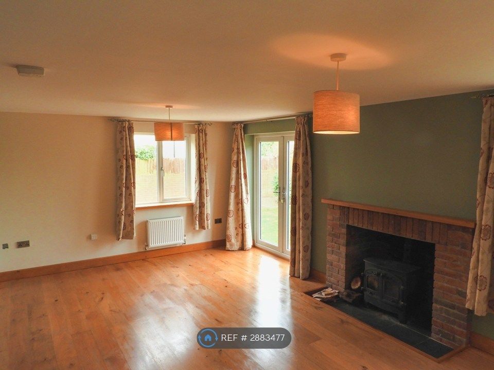 Property photo 3 of 14