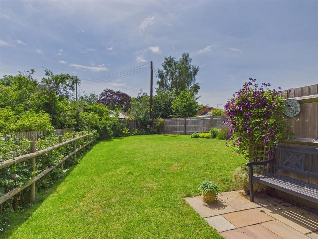 Property photo 2 of 32 Gar1.Jpg