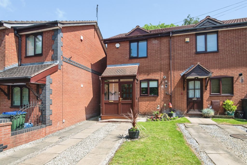 Property photo 1 of 12
