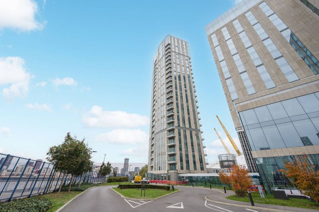 Property photo 3 of 25