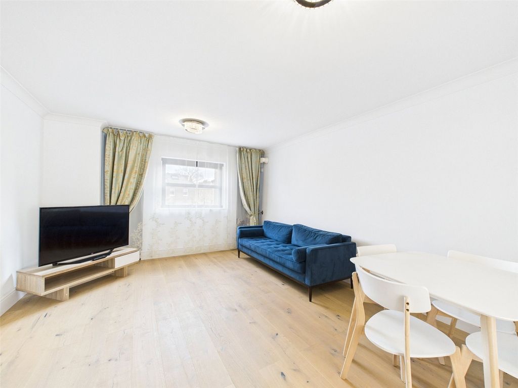 Property photo 3 of 5 Picture No. 08