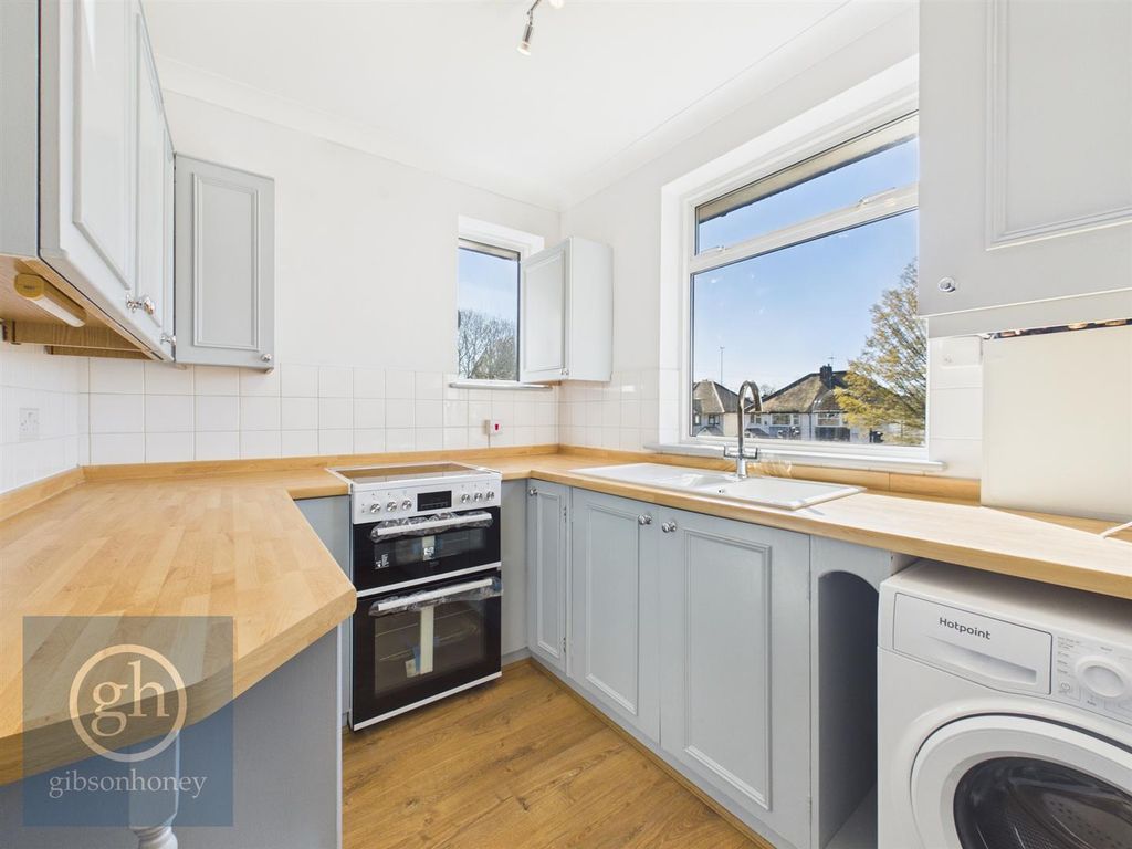 Property photo 2 of 8 Cam05080G0-Pr0307-Still011.Jpg