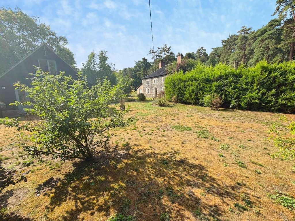 Property photo 1 of 32 293d76Ca-41dc56B4-614F-4c32-93B9-23E1115Ae80E.Jpeg