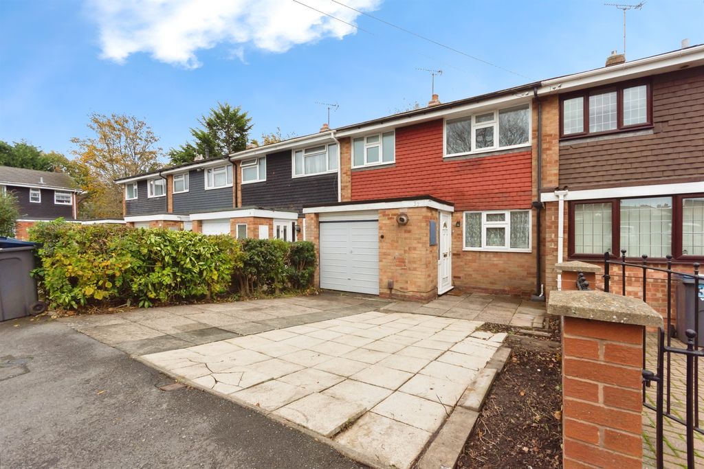 Property photo 2 of 16