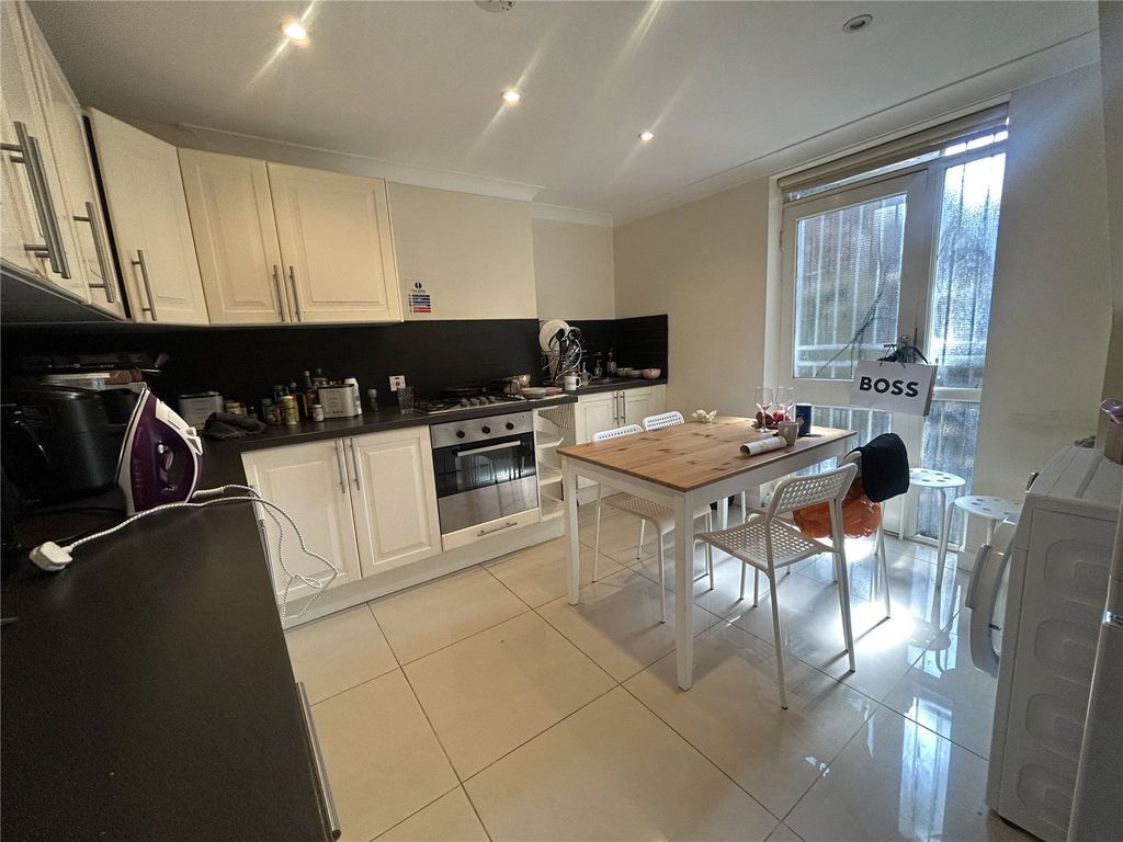 Property photo 2 of 8 Picture No. 06
