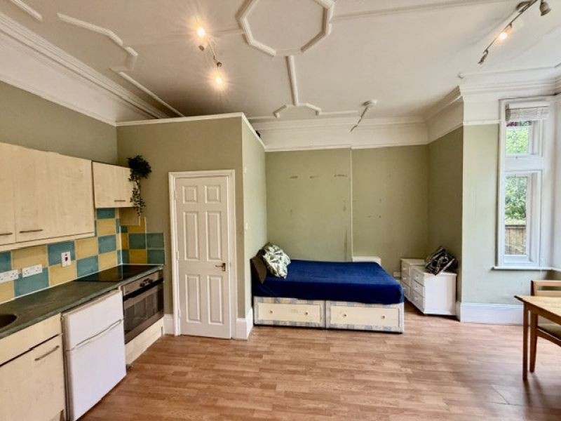 Property photo 1 of 9