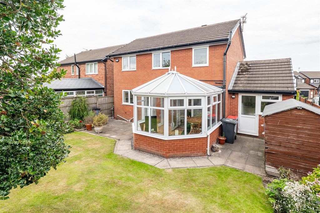 Property photo 1 of 25 Rear Garden