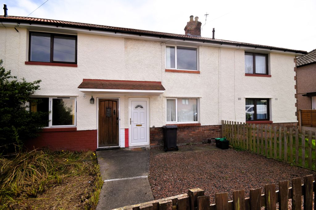 Property photo 1 of 8 Two Bed House Near The Infirmary