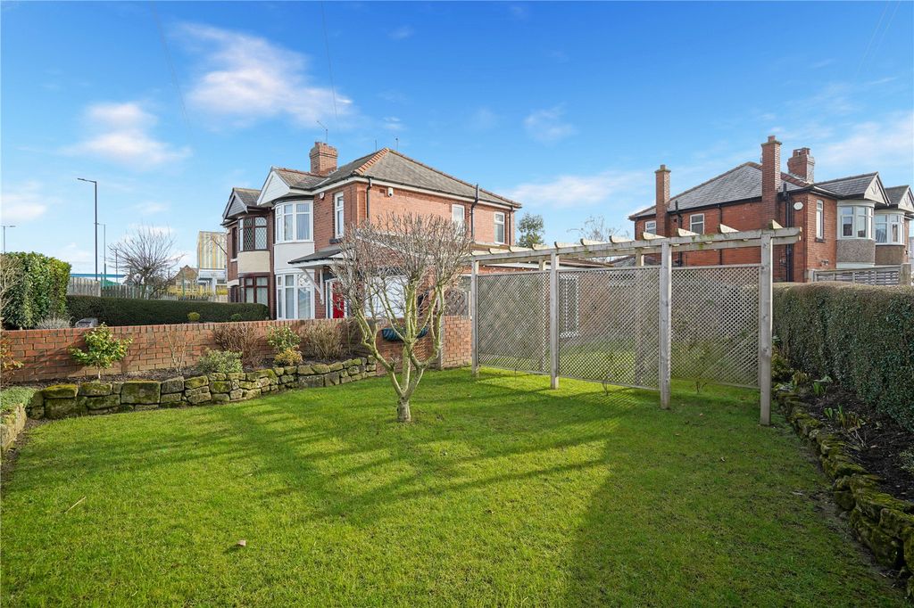 Property photo 2 of 22 Picture No. 17