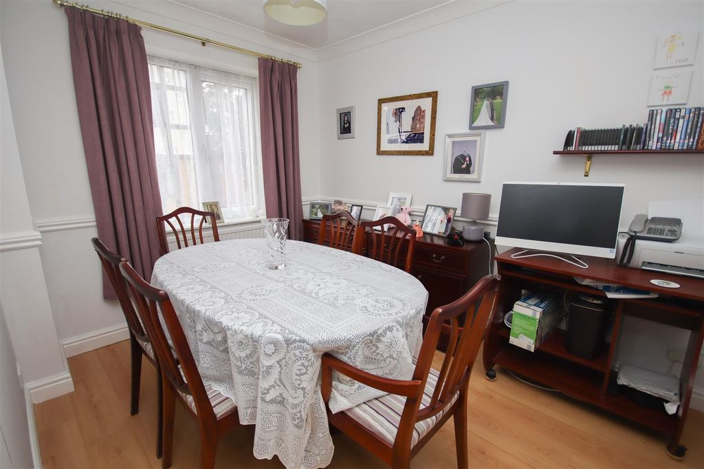 Property photo 3 of 18 Img_1320.Jpg